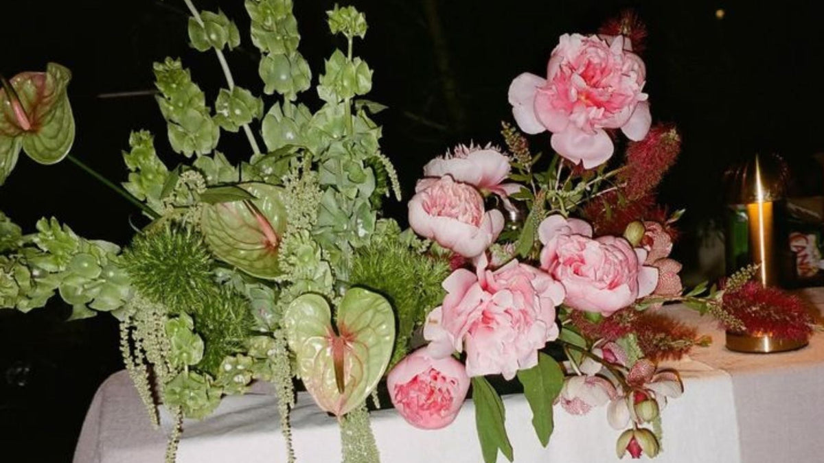 Floral Trends 2026: Sculptural, Asymmetrical, and Unexpected Blooms.